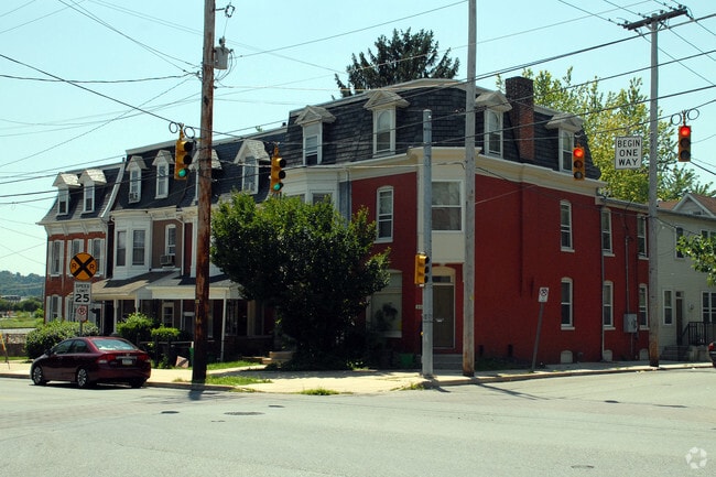 Foto del edificio - Historic Fairmount Apartments