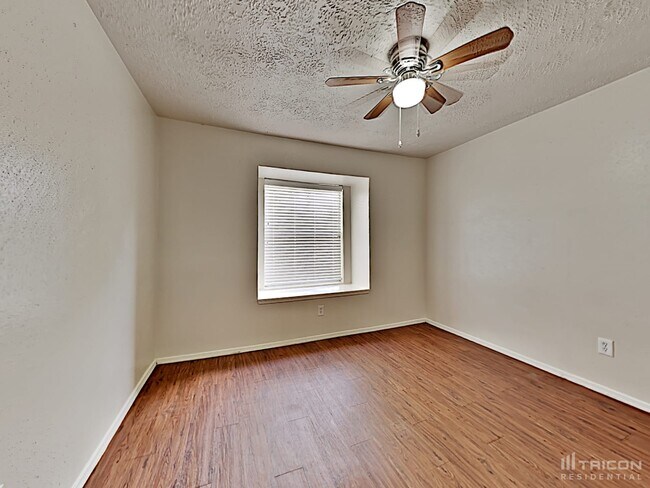 Building Photo - 1539 Lazy Spring Drive Missouri City TX