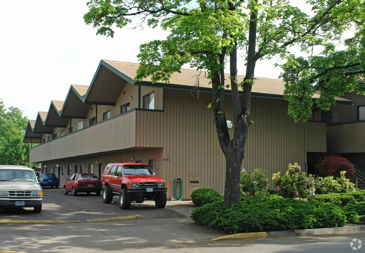 451 W 13th Ave, Eugene, OR 97401 Apartments in Eugene, OR