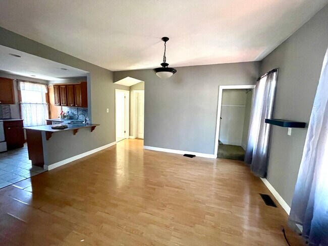 Foto del edificio - 272 E 15th St