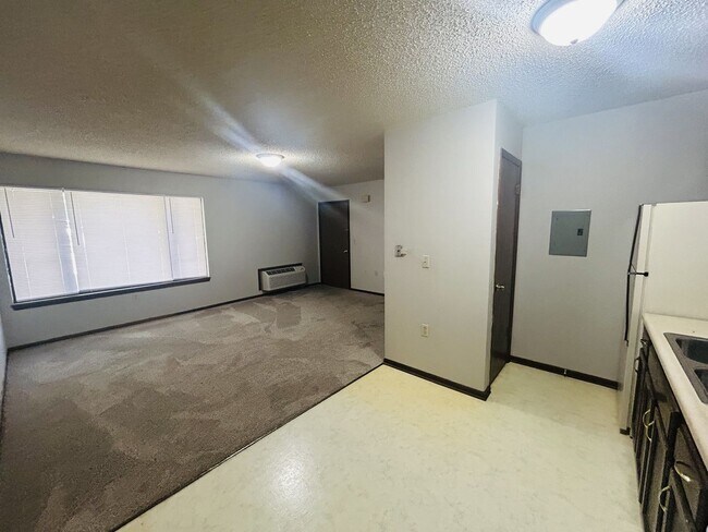 Foto del edificio - 2619 W 15th St N