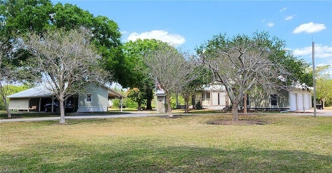 Foto del edificio - 3226 Van Buren Ave