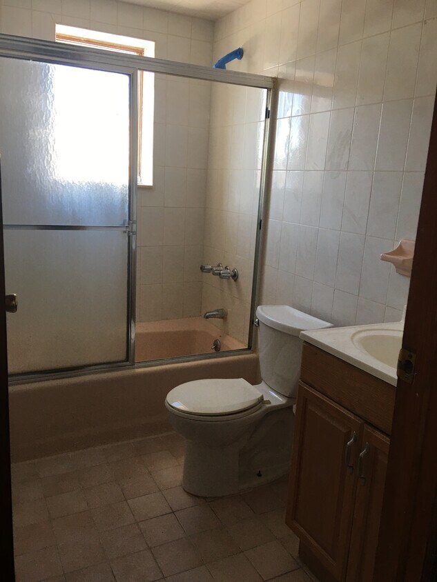 Bathroom - 2118 59th St