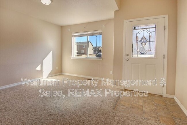 Photo - 11590 Hibiscus Ln House