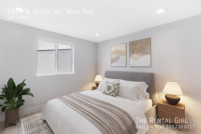 Foto del edificio - Hot-to-Go 5BR Townhome in Hollywood Dell w...