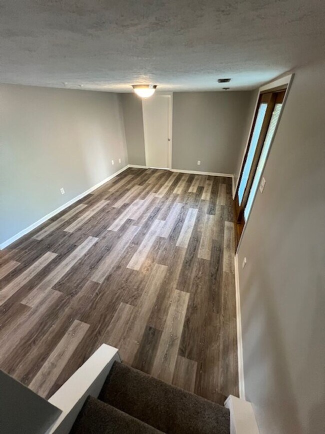 Foto del edificio - 3 Bedroom In Roanoke Estates!!