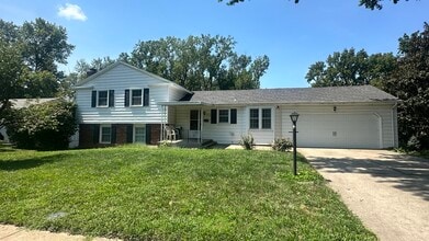 Building Photo - 8912 Riley St