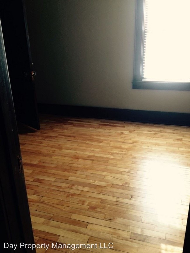 Foto del edificio - 952-954 W 11th Ave