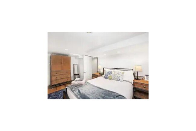 Foto del edificio - 1414 W Fletcher St