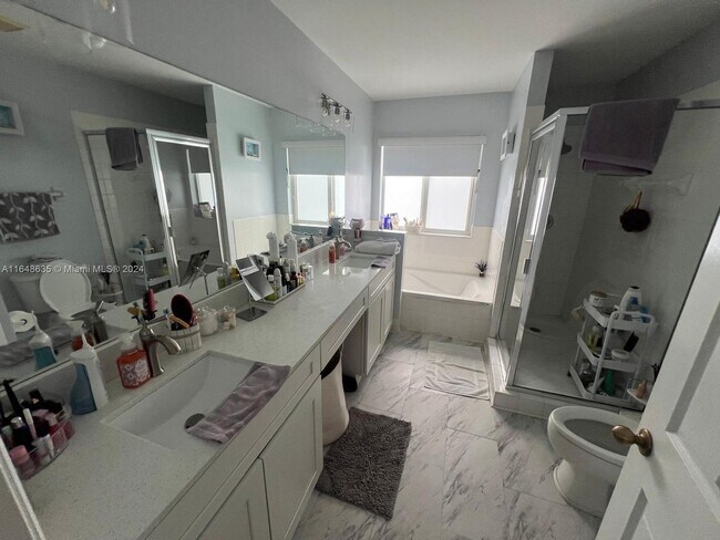 Foto del edificio - A11648635