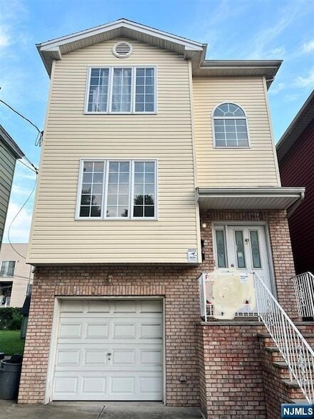 Photo - 41 Cleveland Ave