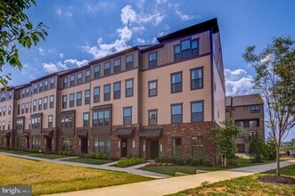 Building Photo - 1743 Dunnington Pl