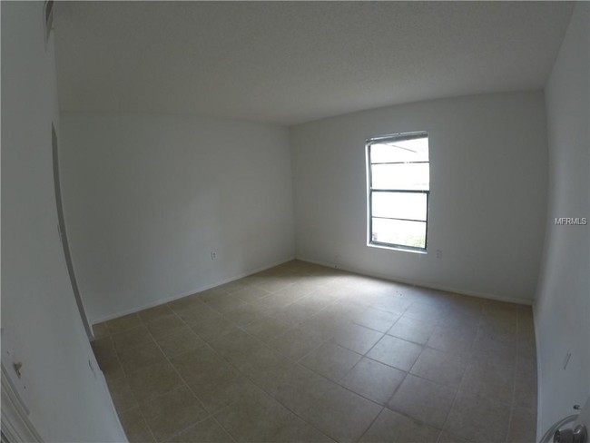 Building Photo - 637 Fairwood Forest Dr