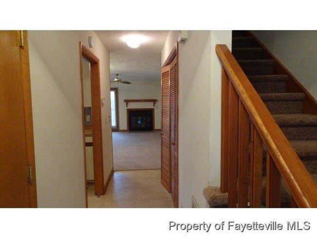 Foto del edificio - 2 BRM, 2.5 Bth Townhome in a quiet community!