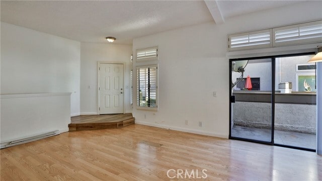 Foto del edificio - 26 Willowcrest Ln