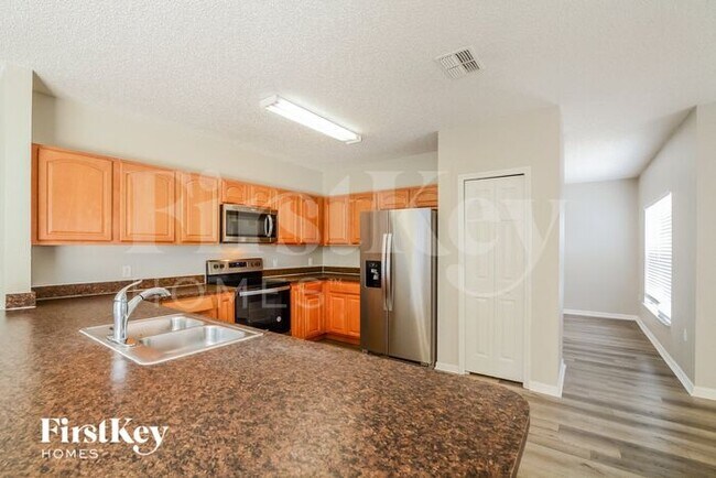 Building Photo - 2414 Rio Grande Valley Ct