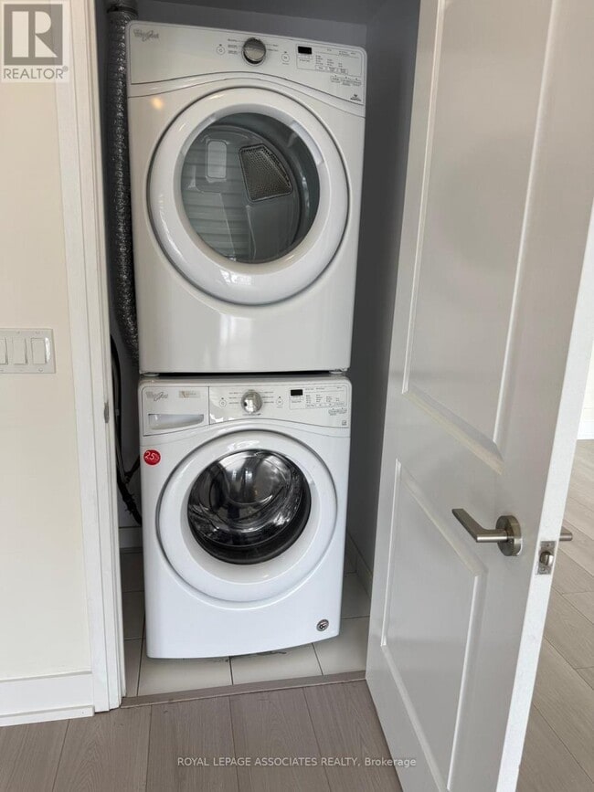 Building Photo - 9560 Markham Rd