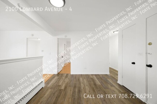 Building Photo - 2100 Lombard Ave
