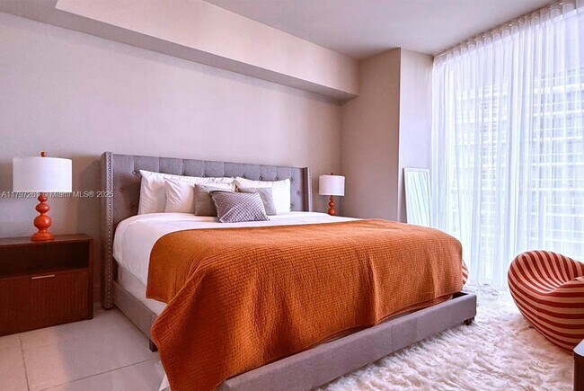 Foto del edificio - 495 Brickell Ave