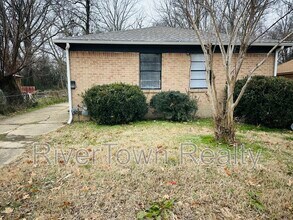 Building Photo - 3253 Ford Rd
