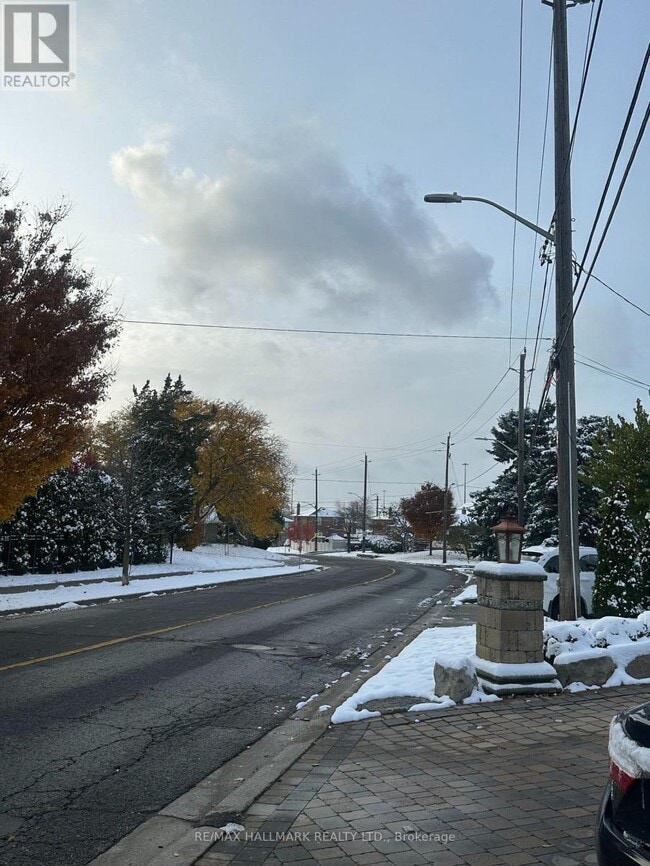 Photo du bâtiment - 190 Falstaff Ave