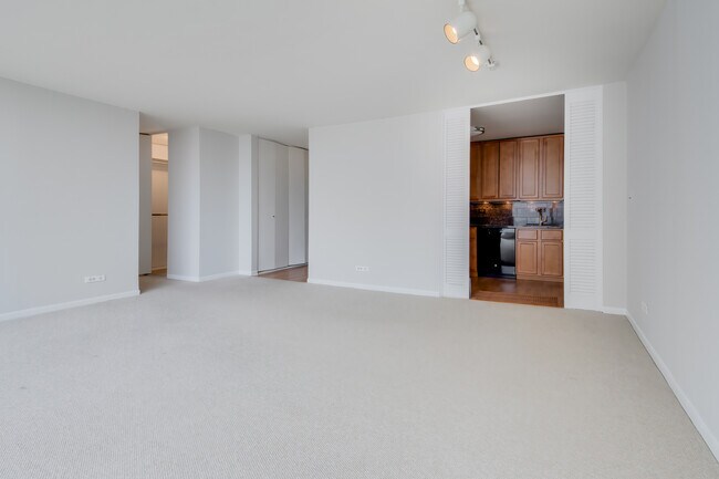 Foto del edificio - 5455 N Sheridan Rd