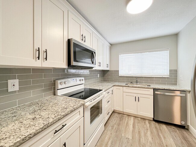 Building Photo - 12062 Socrates Dr