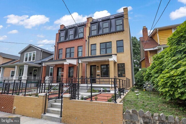 Building Photo - 4411 Illinois Ave NW