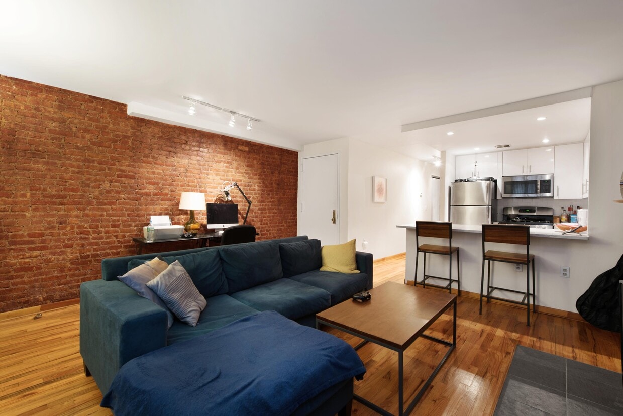 Photo - 115 W 130th St (New York, NY)