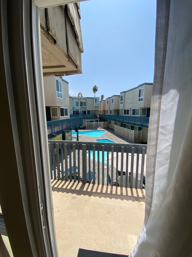 Foto del edificio - 4700 Sandyland Rd