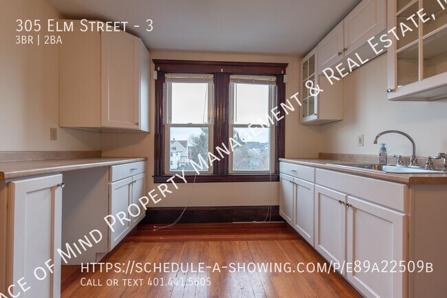 Foto del edificio - Beautifully Well-Maintained 3 Bedrooms w/ ...