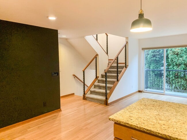 Building Photo - 2633 NW 58th St