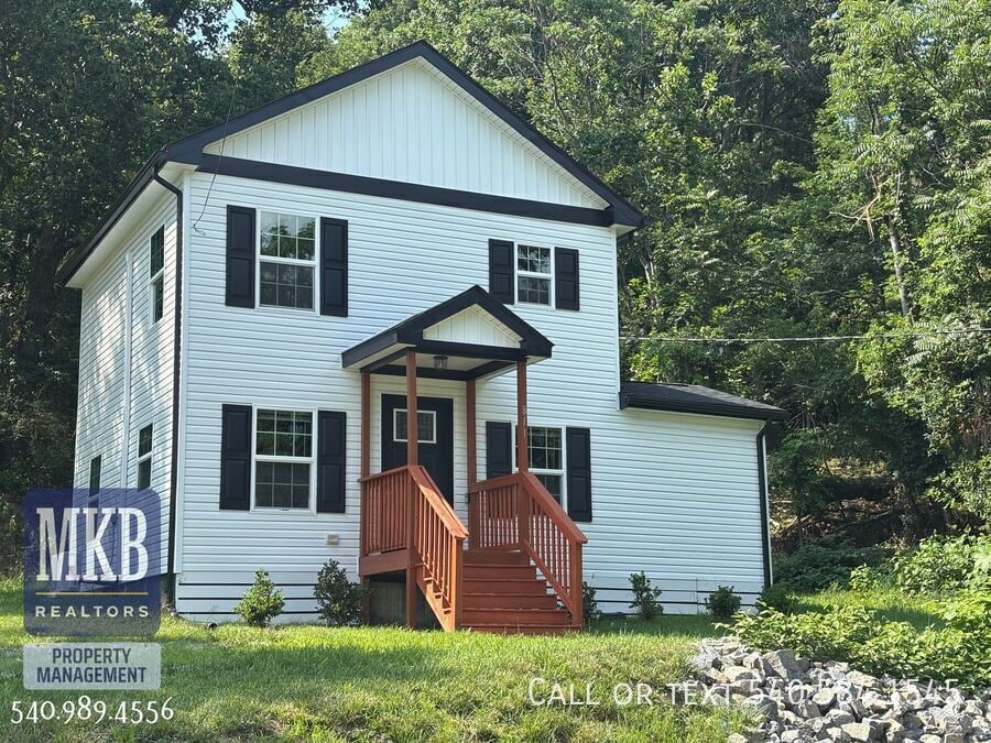 Photo - 811 Montvue Road-
