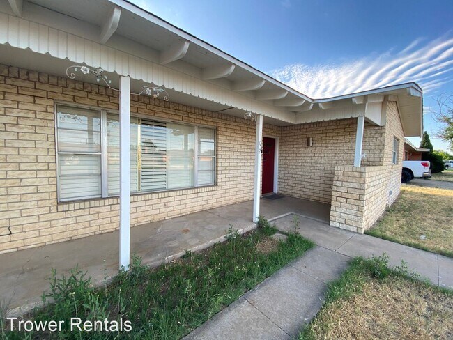 Building Photo - 5 br, 3 bath House - 1702 Nabors