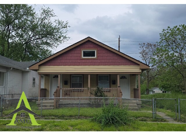 Foto principal - 567 N Belmont Ave
