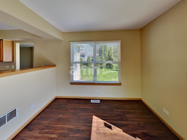 Foto del edificio - 1808 Brockway Pond Ct