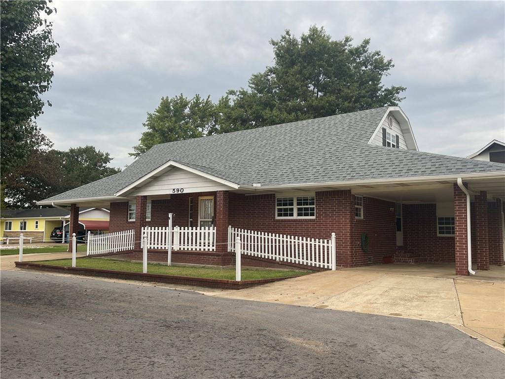 590 W Pickens Rd, Pea Ridge, AR 72751 House Rental in Pea Ridge, AR