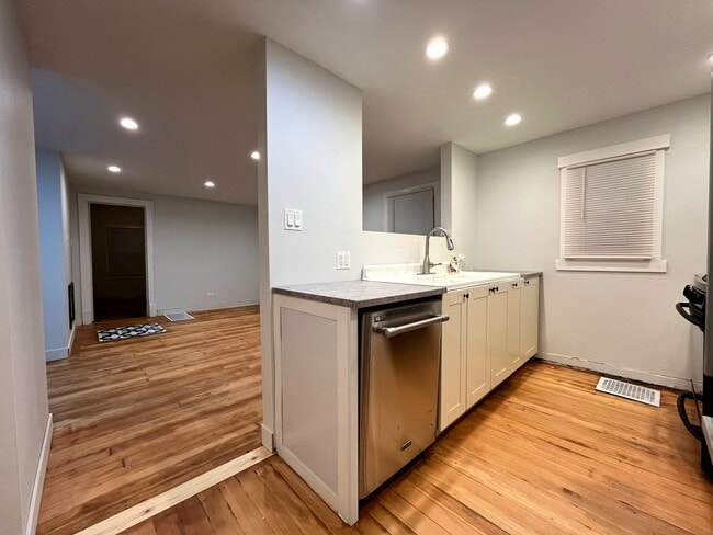 Foto del edificio - 139 North Ave