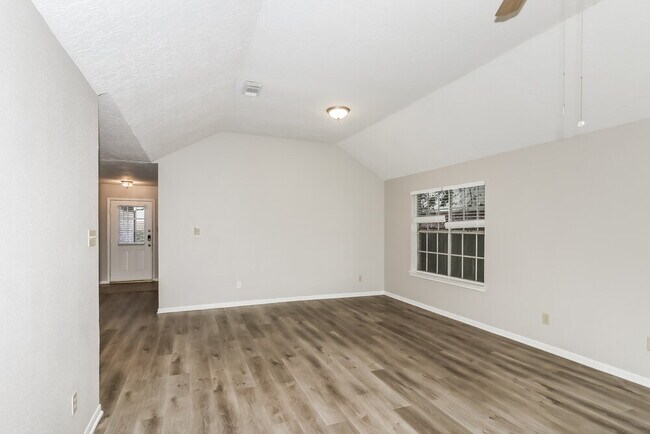 Foto del edificio - 16907 Dusty Mill Dr E