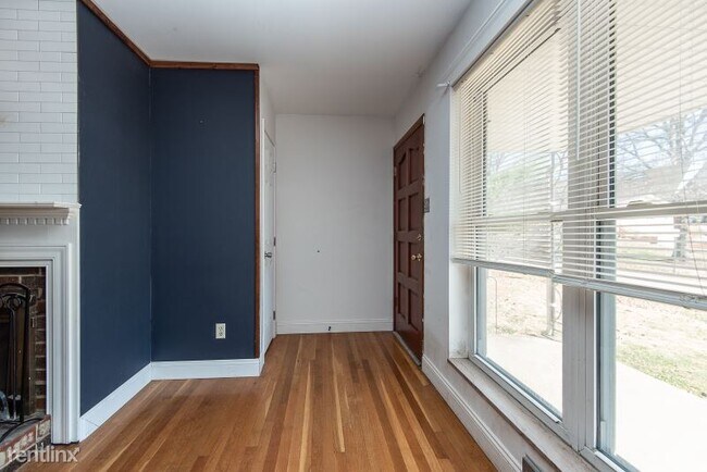 Foto del edificio - 4 br, 3 bath House - 8 Forest Knoll Dr