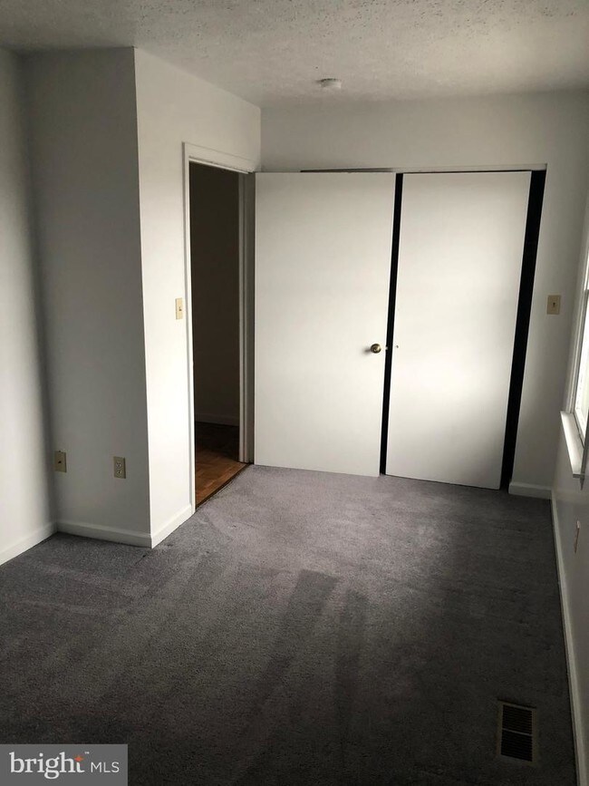 2354 Roosevelt Blvd, Winchester, VA 22601 Townhome Rentals in