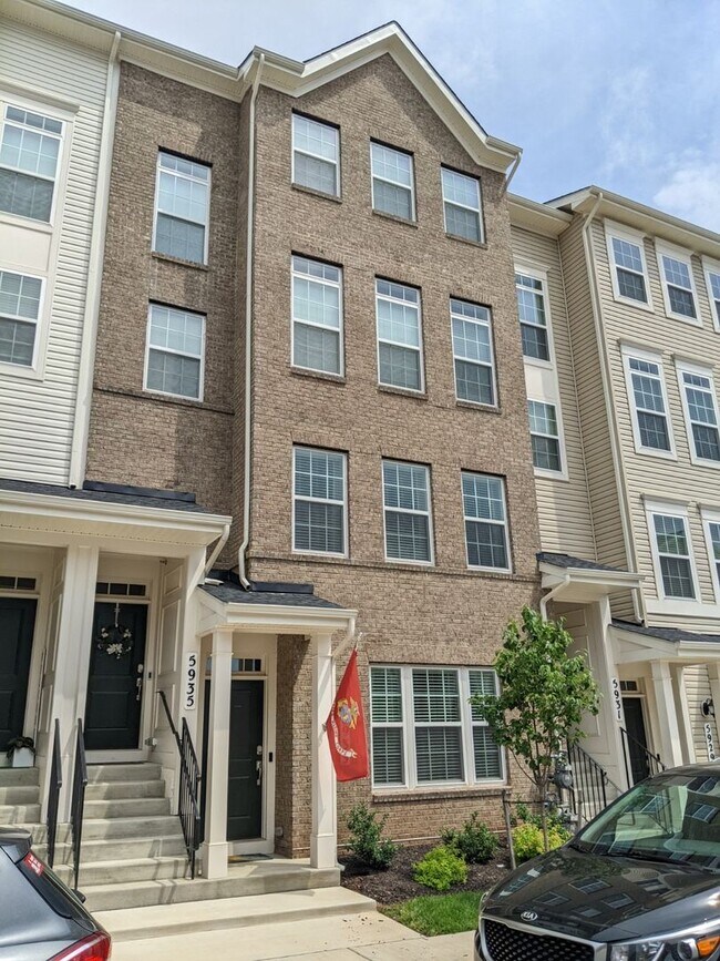 Foto del edificio - New Build ground level (two story) Condo i...