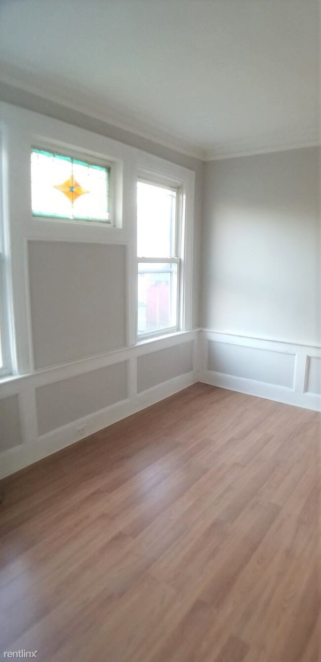 Foto del edificio - 3 br, 1 bath  - 80 Rose Ter Apt 1A