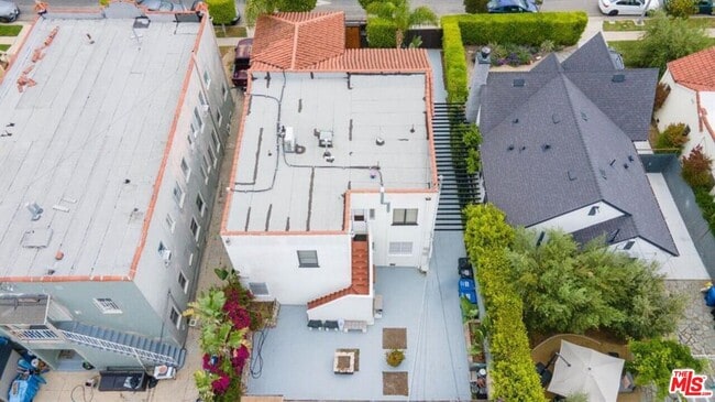 Foto del edificio - 1435 Ridgeley Dr