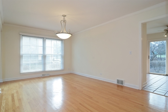 Building Photo - 1110 S Plum Tree Ln