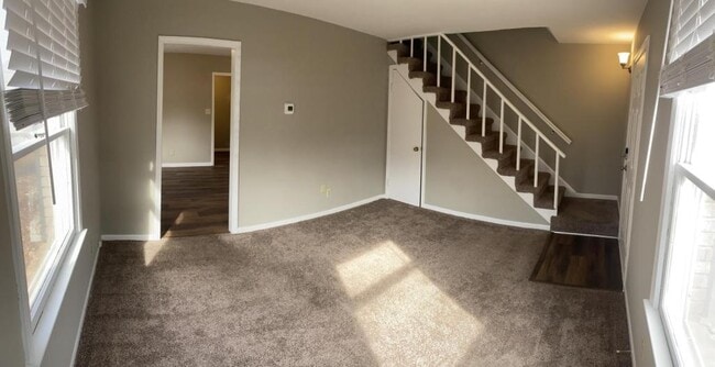 Building Photo - 112 State Rd S-42-7449