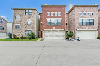 Building Photo - 650 Westcross St
