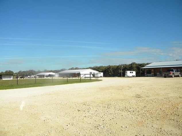 Foto del edificio - 17130 N State Highway 108