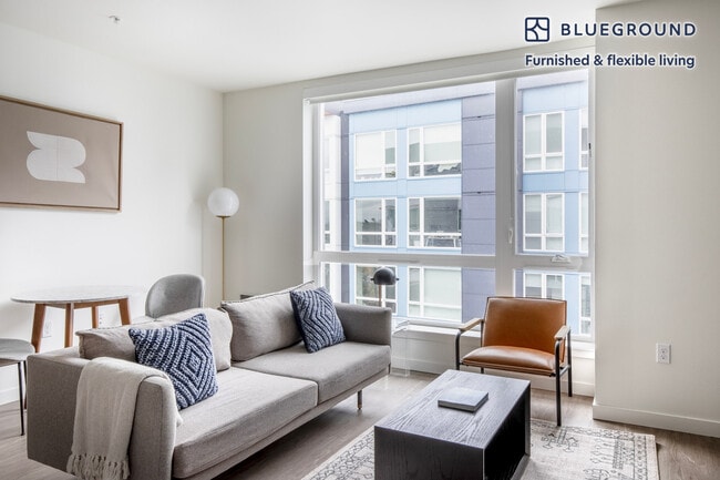 Building Photo - 120 Broadway-SI FL5-ID542