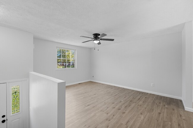 Foto del edificio - 7 Waterside Way